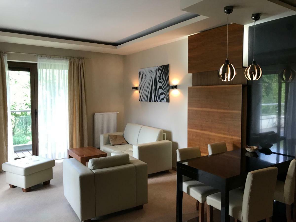 Apartment 304 Port