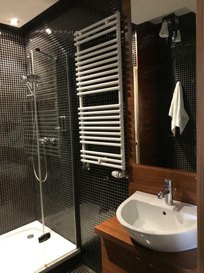 304 Port Apartment *